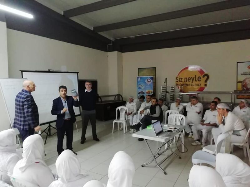 Batı Unlu Mamulleri çalışanlarına eğitim semineri düzenlendi